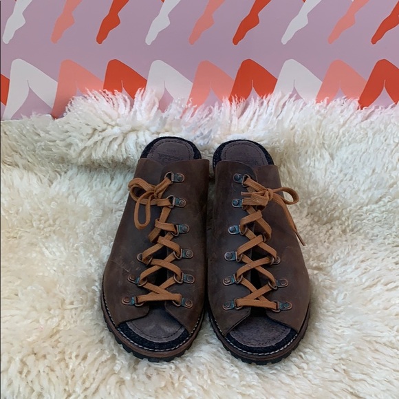 Woolrich Shoes - Woolrich Rockies Hiking Style Lace Up Leather Mule